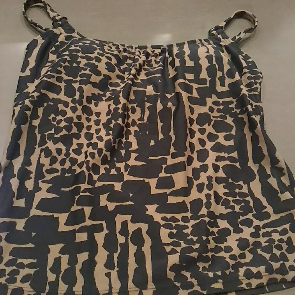 Island Escape Tankini Swimsuit Top
